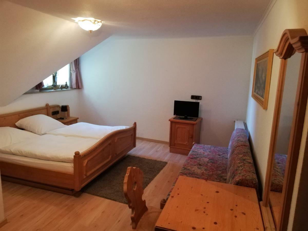 Gaestehaus Roessle Roetenbach  Bagian luar foto
